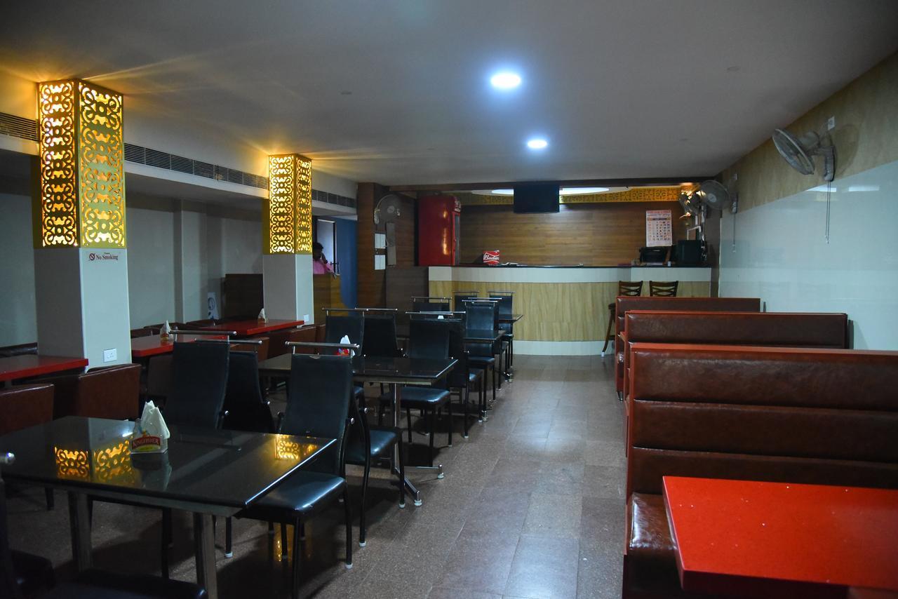 King Park Hotel Puducherry Zewnętrze zdjęcie