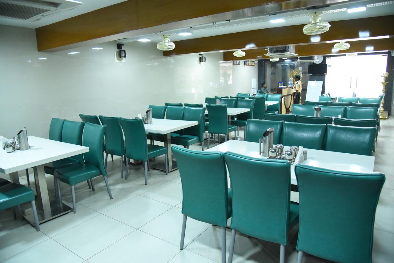 King Park Hotel Puducherry Zewnętrze zdjęcie