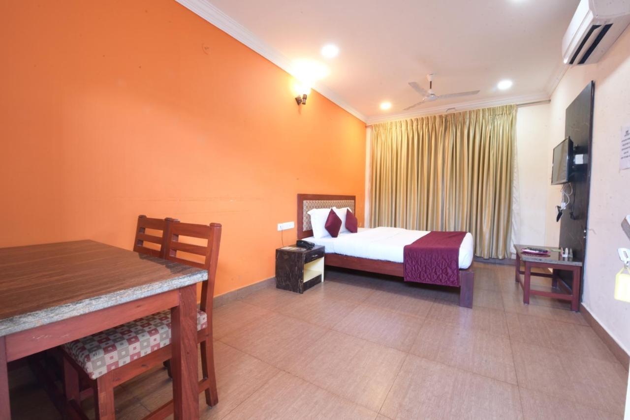 King Park Hotel Puducherry Zewnętrze zdjęcie